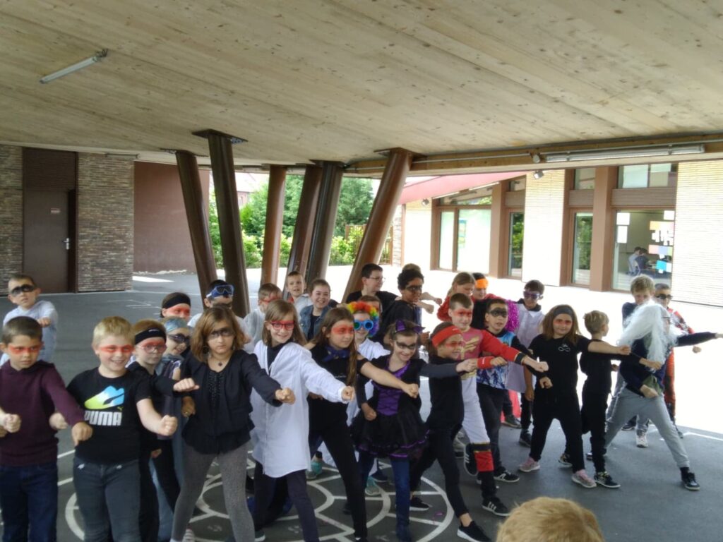L'école des supers héros Clea avec Marie Castelain et Céline Balloy